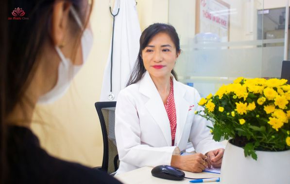 Thăm khám bác sĩ khi có dấu hiệu sụt cân bất thường